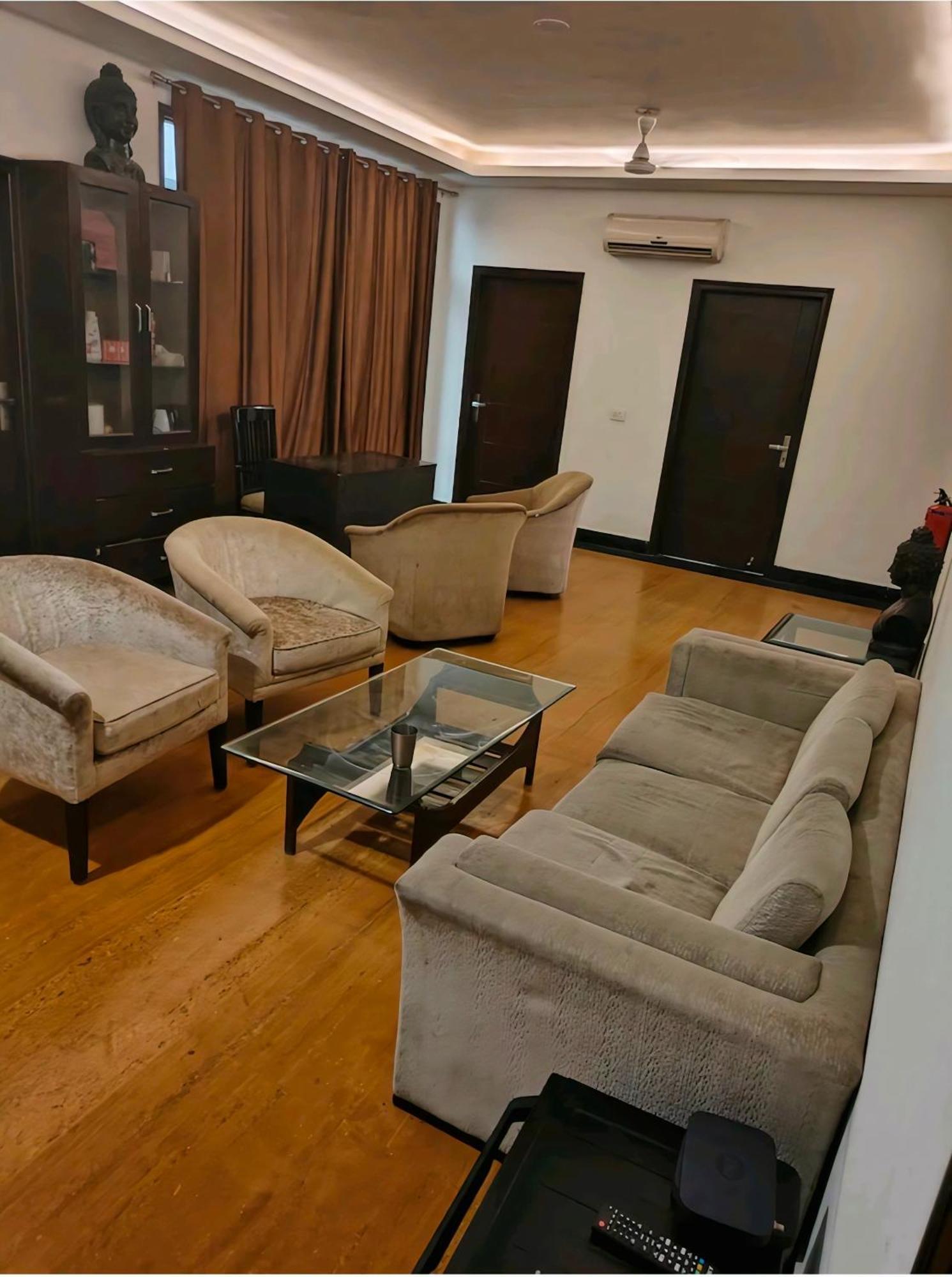 Glace Near Igi Airport 3* New Delhi